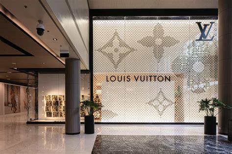 louis vuitton manila makati